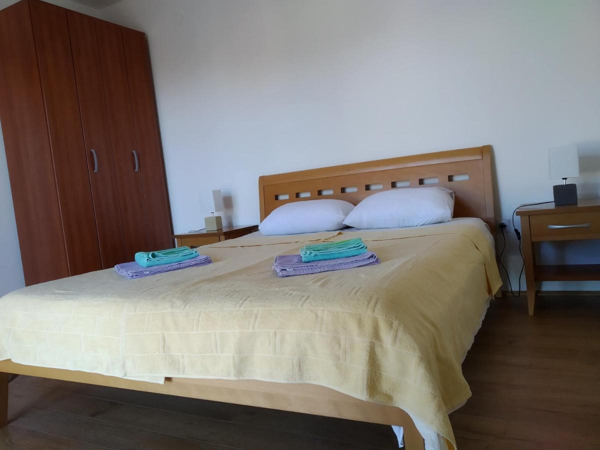Voja Rooms Ivanica エクステリア 写真